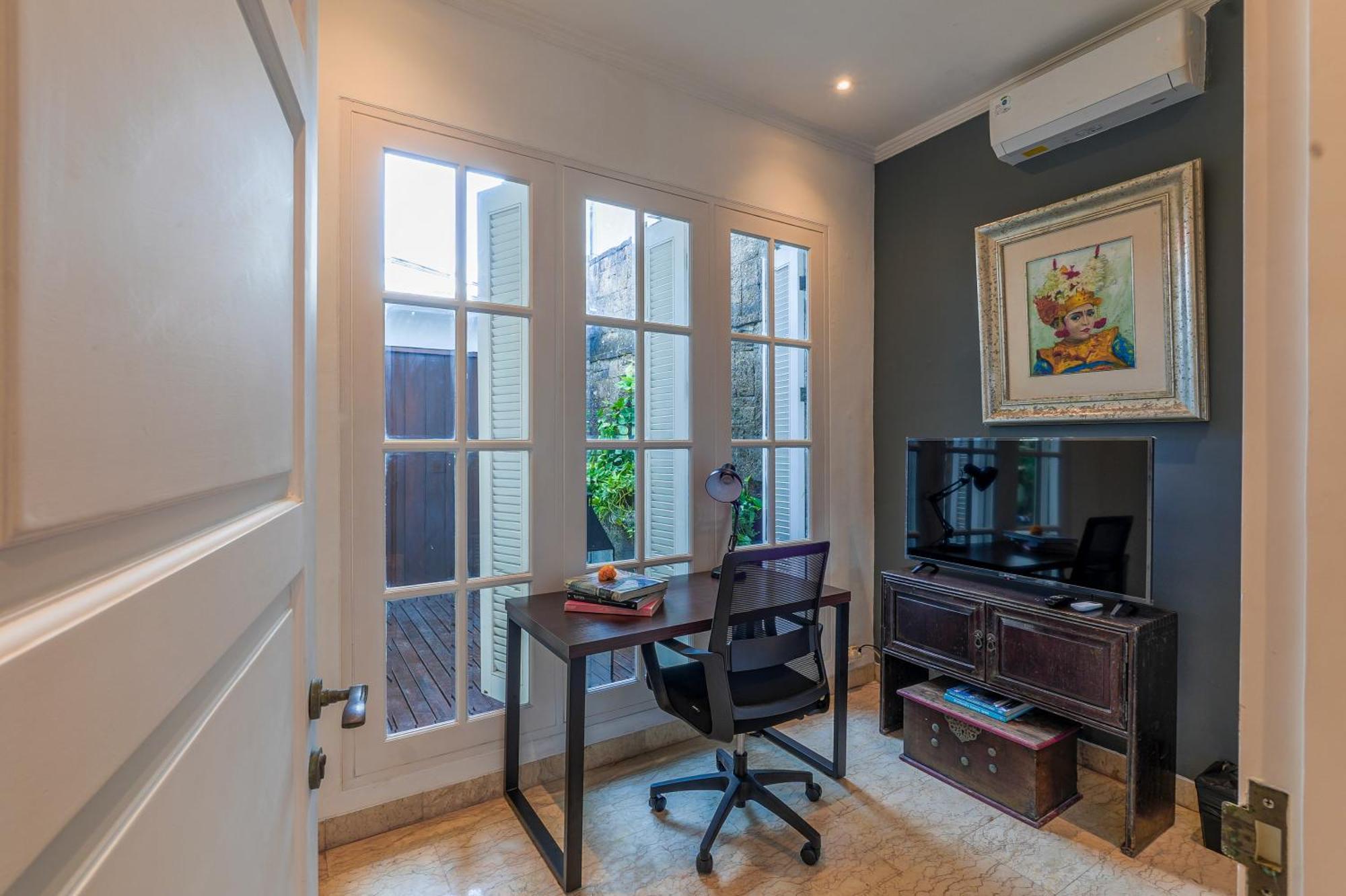 Mosan House - Unique Art-Filled Gem In Perfect Location A Short Walk From The Beach Or Seminyak Square Including Ac Office For Remote Working Eksteriør bilde