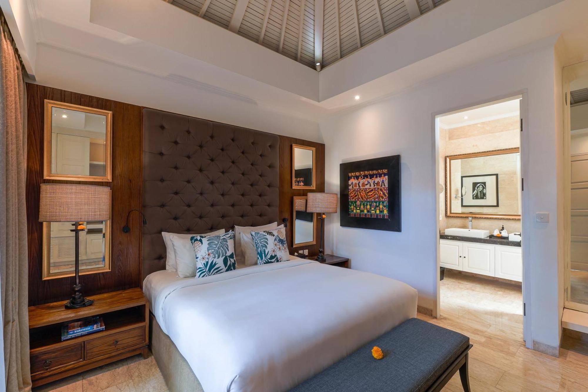 Mosan House - Unique Art-Filled Gem In Perfect Location A Short Walk From The Beach Or Seminyak Square Including Ac Office For Remote Working Eksteriør bilde