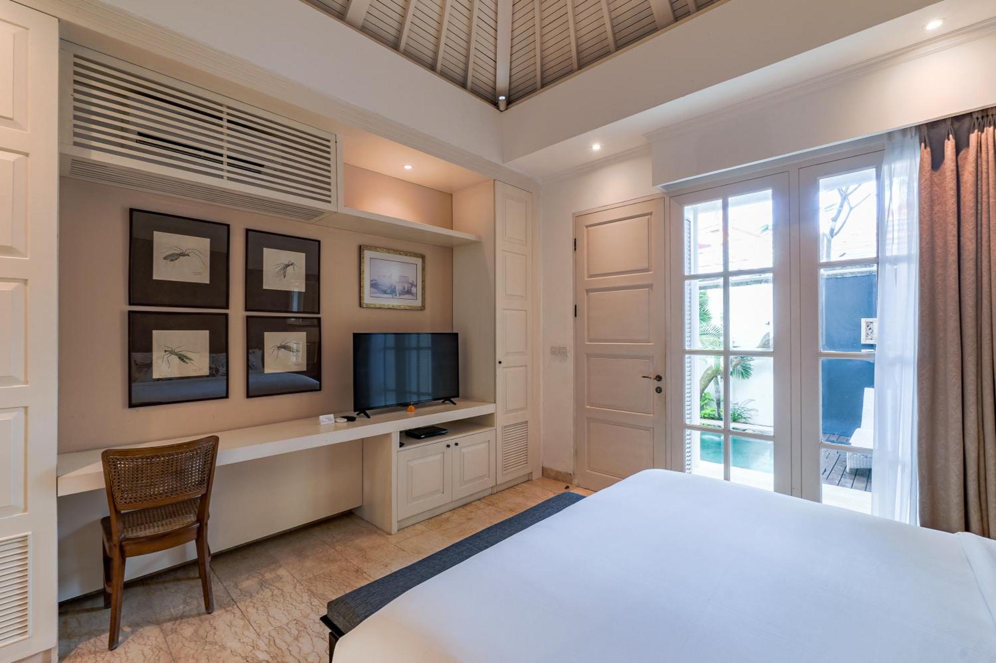 Mosan House - Unique Art-Filled Gem In Perfect Location A Short Walk From The Beach Or Seminyak Square Including Ac Office For Remote Working Eksteriør bilde