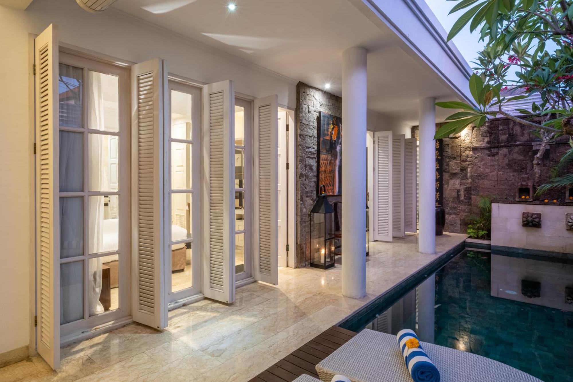 Mosan House - Unique Art-Filled Gem In Perfect Location A Short Walk From The Beach Or Seminyak Square Including Ac Office For Remote Working Eksteriør bilde